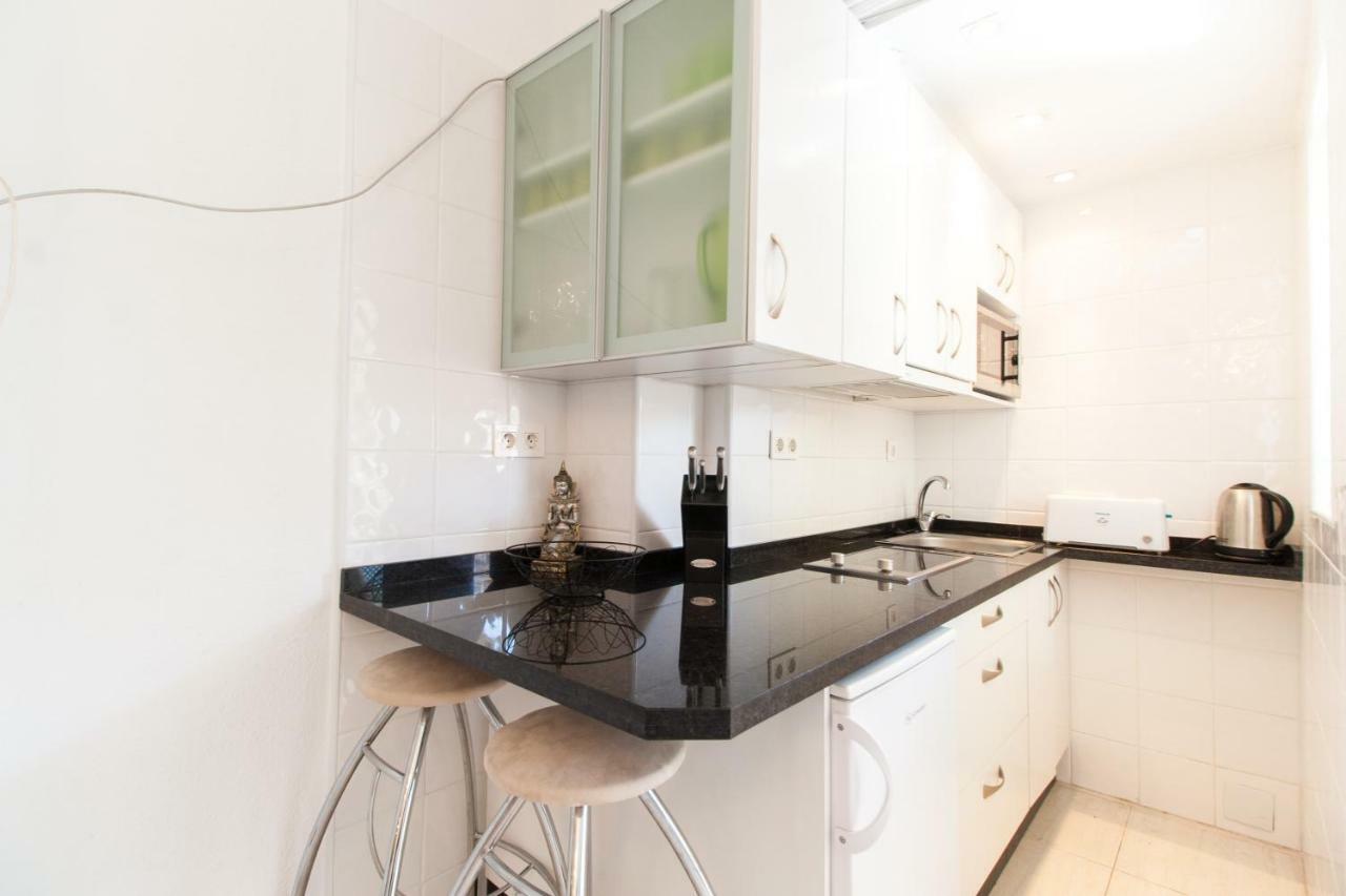 Hotel Apartamento Pyr Fuengirola Private Sunny Pool Side Eksteriør bilde