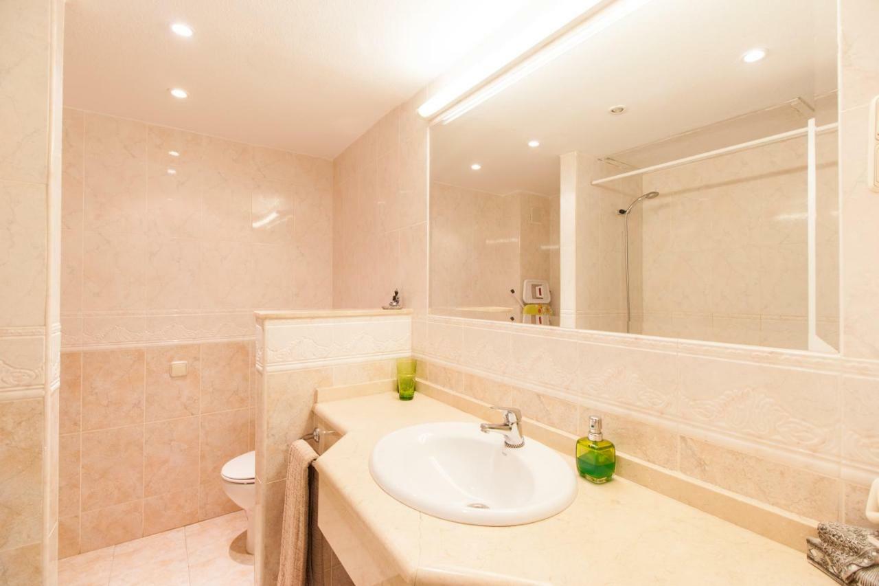 Hotel Apartamento Pyr Fuengirola Private Sunny Pool Side Eksteriør bilde